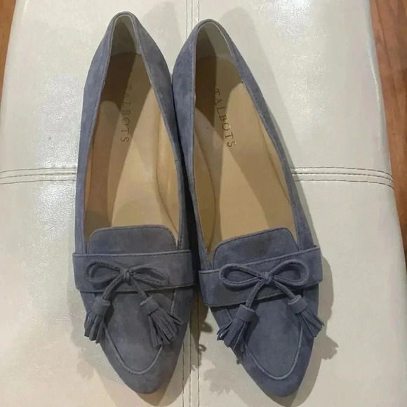 Talbots Grey Pointed Toe Suede Loafers Size 7 M - Picture 8 of 8
